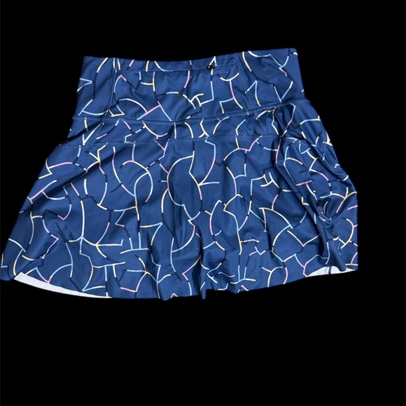 Athleta Ace Printed Tennis Skort 15.5” Medium - Picture 2 of 3